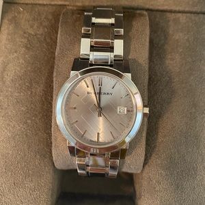 Burberry The City Unisex Watch